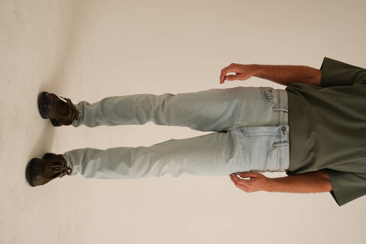 LIGHT BLUE