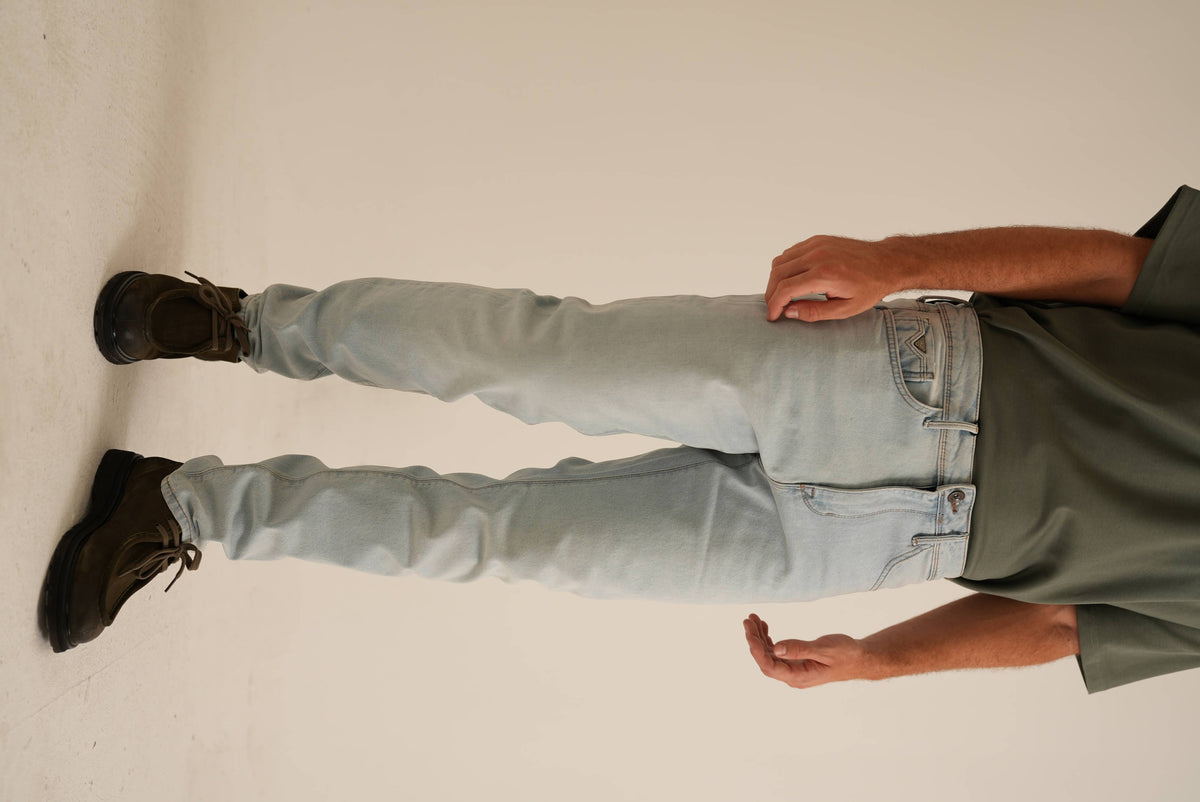 LIGHT BLUE