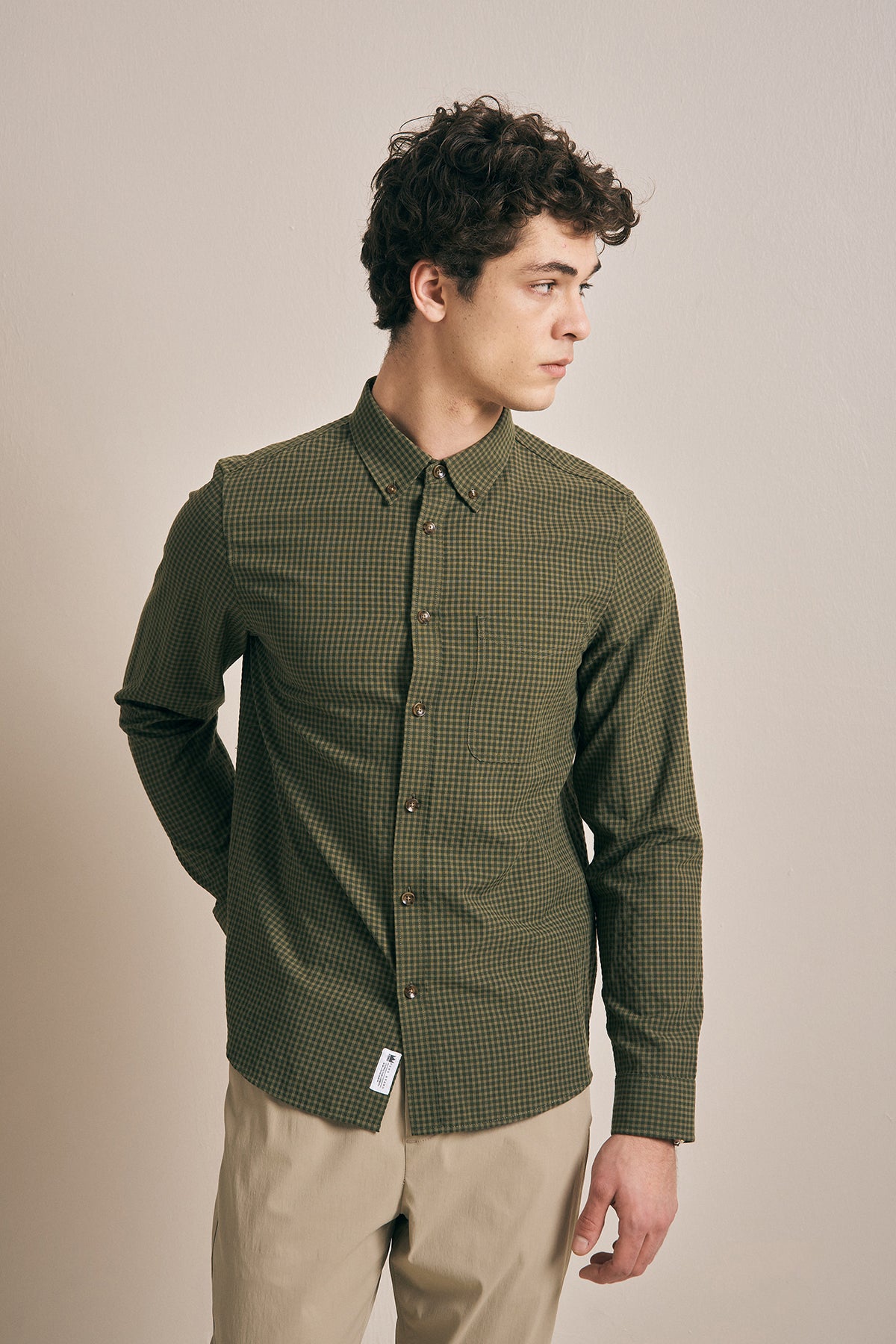 KHAKI